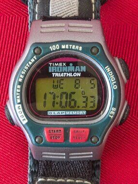 GENTLY USED, VINTAGE 1980'S, LADIES TIMEX,  IRONMAN TRIATHLON SPORTS WATCH!!!